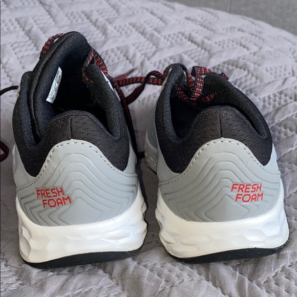 New balance sneakers - Picture 3 of 3